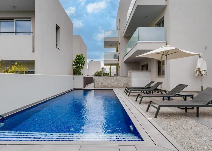 Anchora * パラリムニ