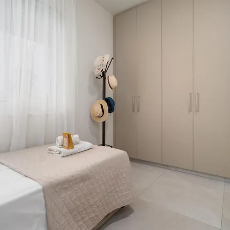 Anchora Apartman Paralímni