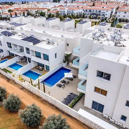 Daire Anchora Paralimni