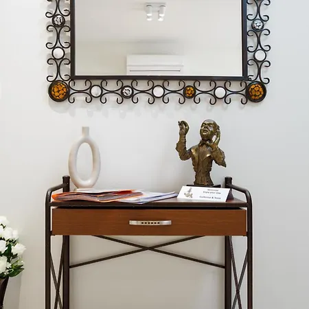 Anchora Παραλίμνι